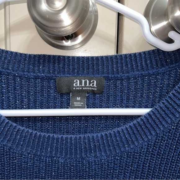 a.n.a. Women’s Glittery Navy Blue Long Sleeve Sweater Size Medium - Picture 2 of 7